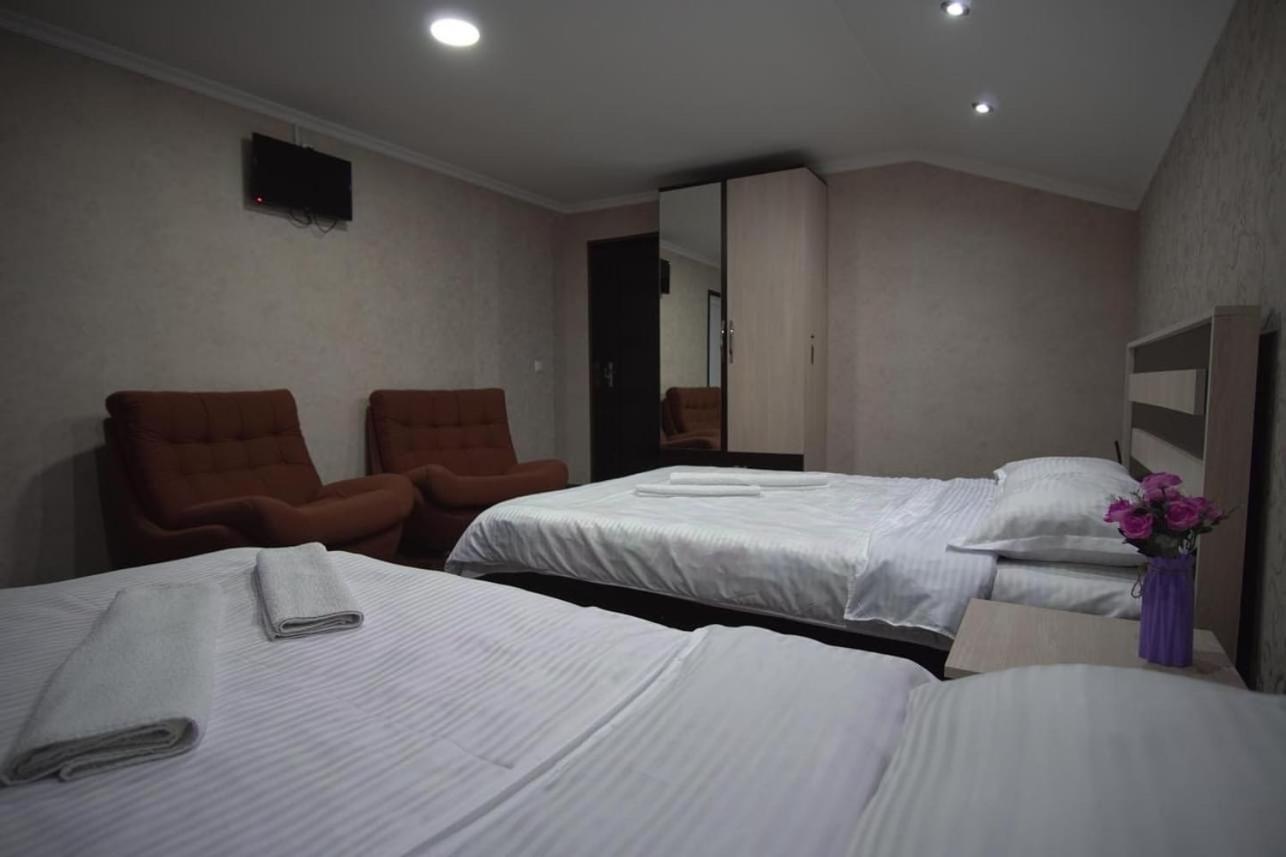 Lile Hotel Telavi Kültér fotó